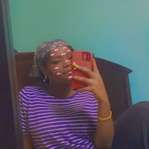 Meet your Posher, Amanie